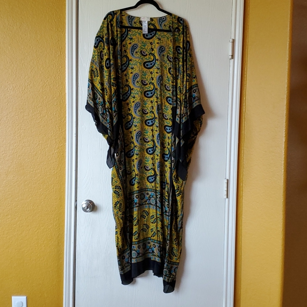 NEVER WORN KIMONO